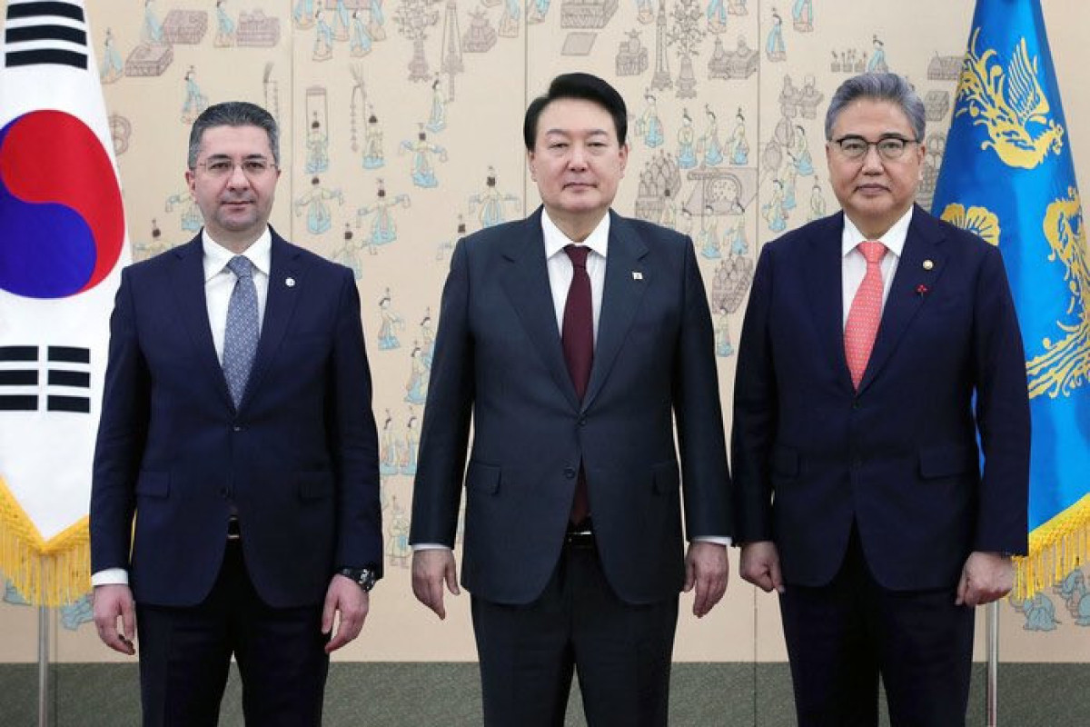Səfirimiz Cənubi Koreya Prezidenti ilə görüşdə