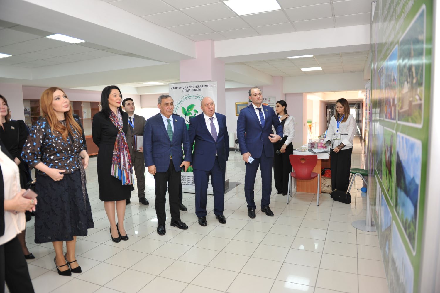 BMU-da elmi-praktik konfrans keçirilib - FOTOLAR