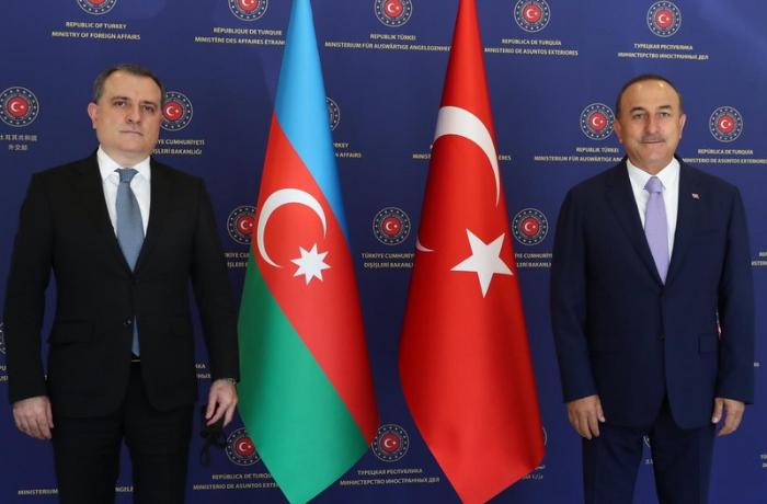 Ceyhun Bayramov Çavuşoğluna təşəkkür etdi