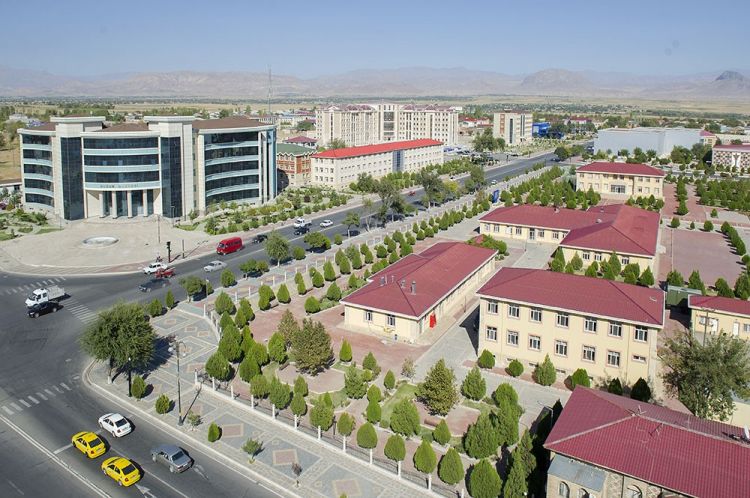Naxçıvanda kommunistlərin abidəsi söküldü - FOTOLAR