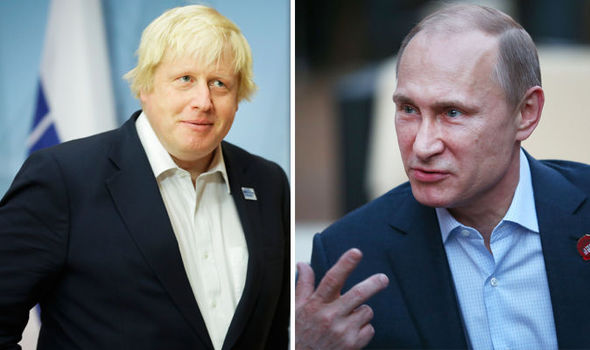 Putin məni raketlə təhdid edirdi - Consondan etiraf