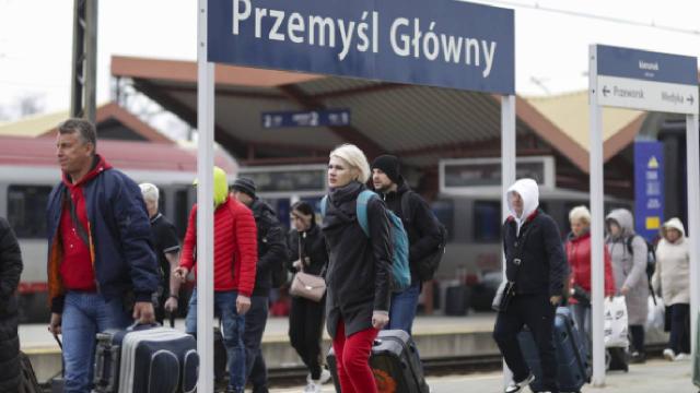 Polşaya gedən ukraynalı qaçqınların sayı 9.5 milyonu ötdü