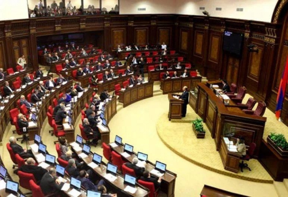 Ermənistanda yüksək vəzifəli şəxs istefaya gedir