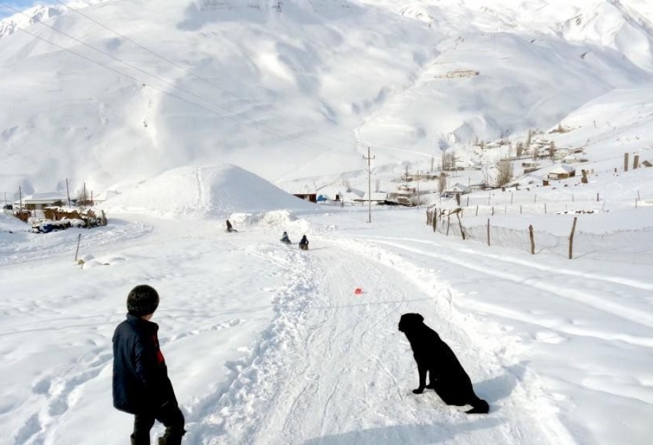 Faktiki hava - Bu ərazilərə qar yağıb