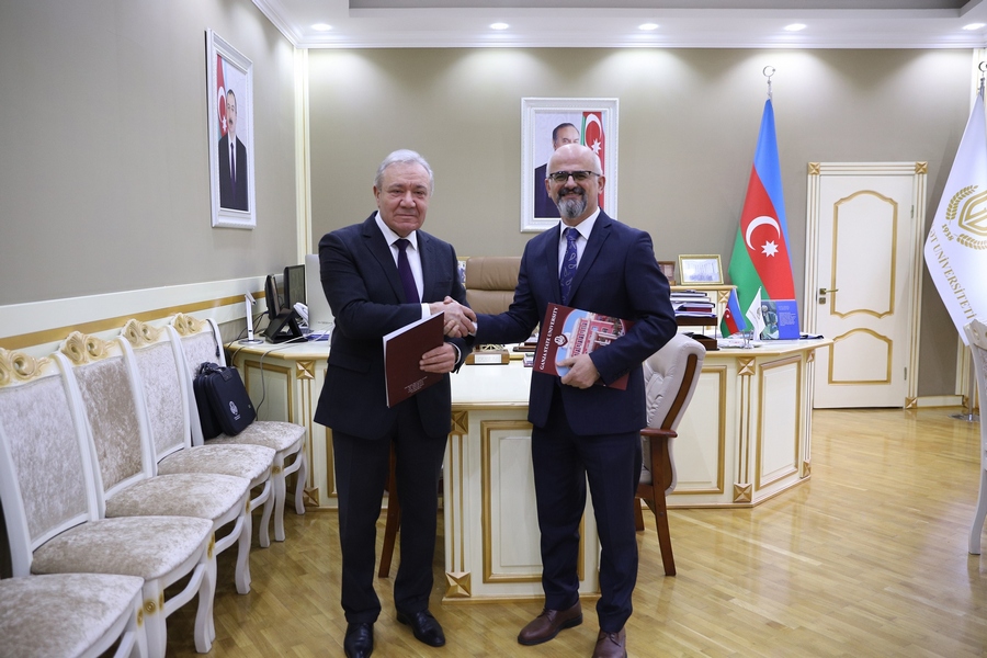 Rektor Mediasiya Təşkilatı ilə memorandum imzaladı