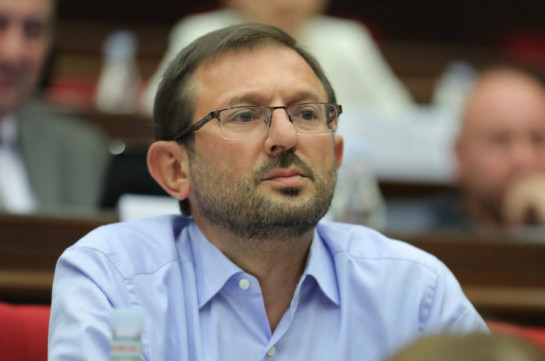 Bakı ilə danışıqlardan imtina etmək düzgün deyil - Erməni deputat