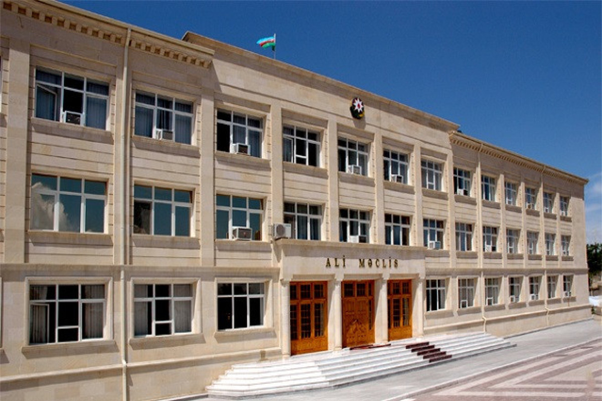 Naxçıvan Ali Məclis sədrinin müşaviri dövlət qulluqçusu olacaq