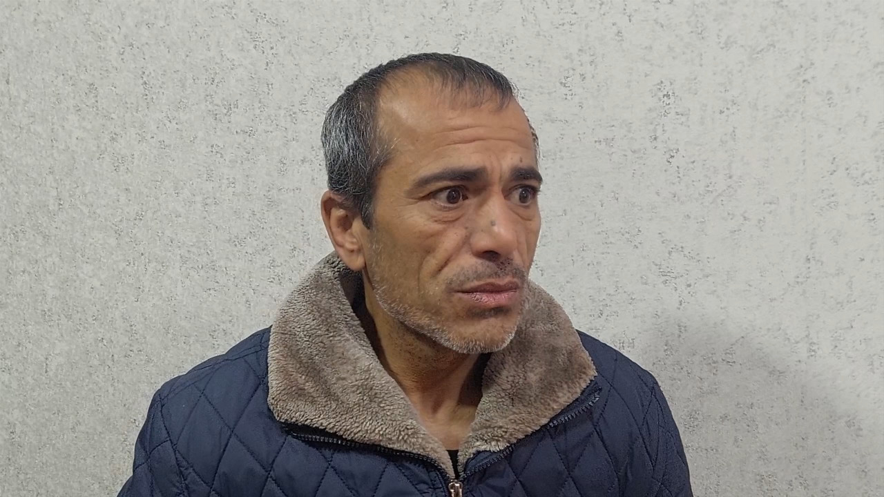 “Kalaşnikov”u 2 min manata satarkən ələ keçdi - FOTO