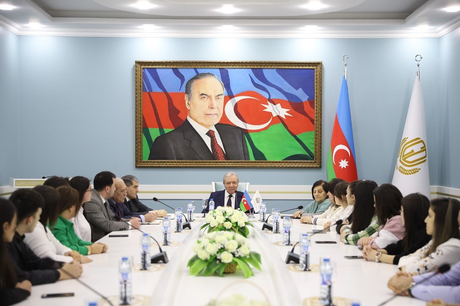 Gəncə Dövlət Universitetində Gənclər Günü qeyd edilib