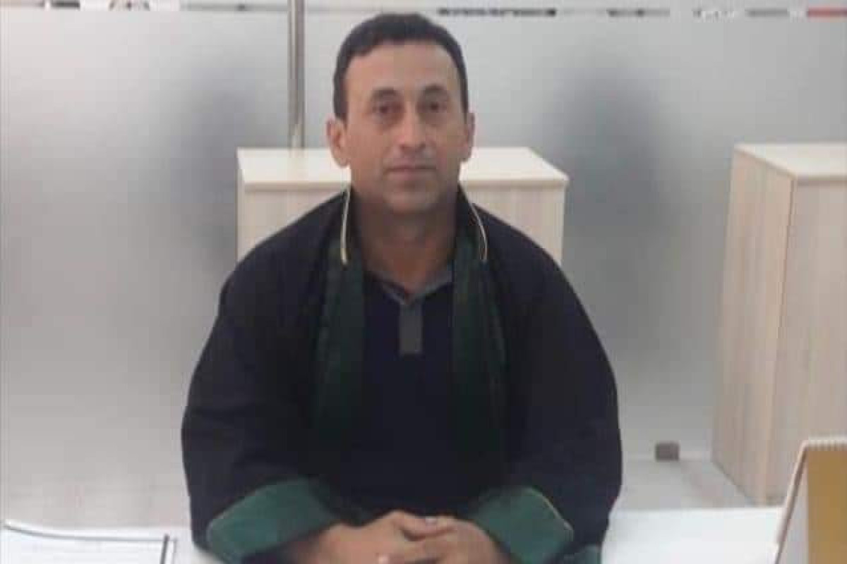 Tanınmış vəkil özünü asdı