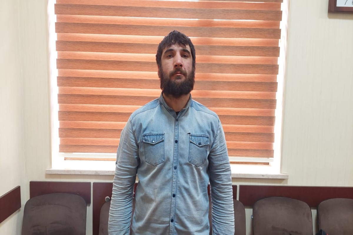 Küçədə azyaşlını döyən şəxs tutuldu