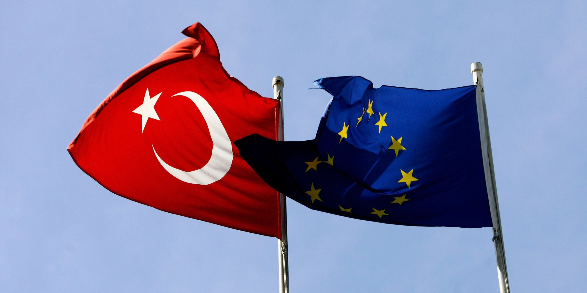 Avropa Birliyi də Türkiyəyə xilasedicilər göndərdi