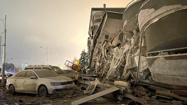 Zəlzələ bölgəsinə qaz verilişi dayandırıldı