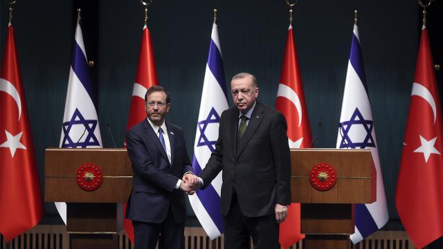 İsrail və Türkiyə Prezidentləri telefonla danışdılar