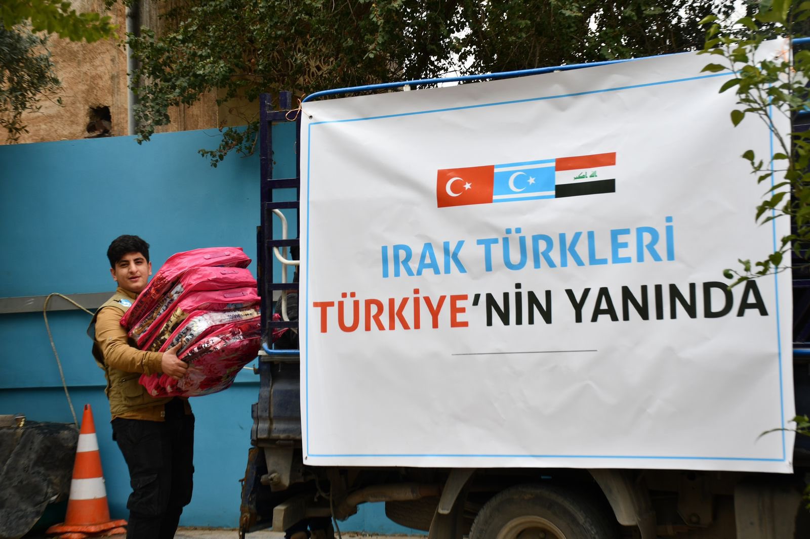 İraq türkmənləri də Türkiyəyə yardım edir