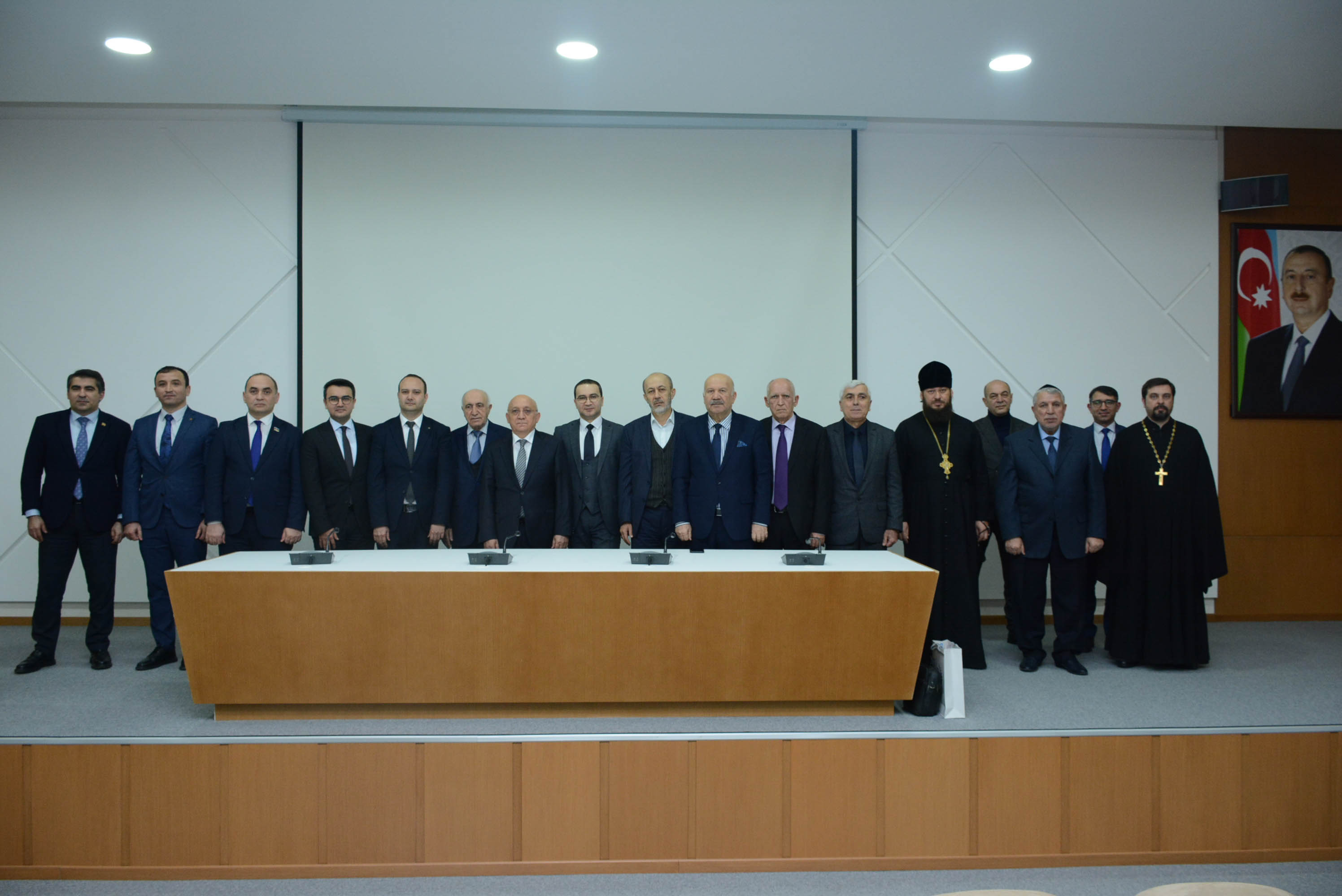 İlahiyyat İnstitutunun yaradılmasının beş ili - FOTOLAR