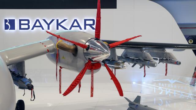 “Baykar” zəlzələ bölgəsinə 655 milyon yardım ayırdı