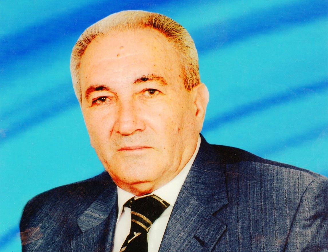 Kəlbəcərli ziyalı 80 illik yubileyini qeyd edir