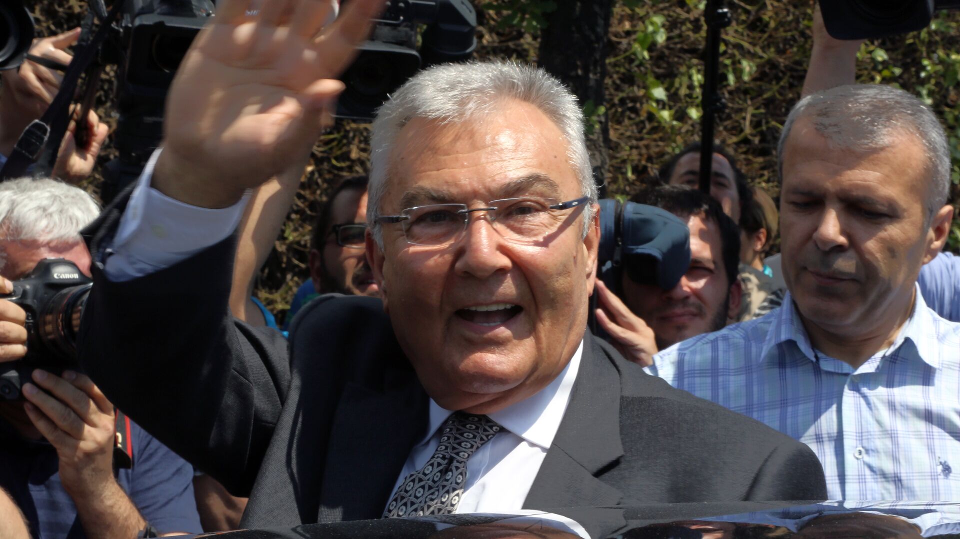 Bir video ilə karyerası məhv olan məşhur siyasətçi...