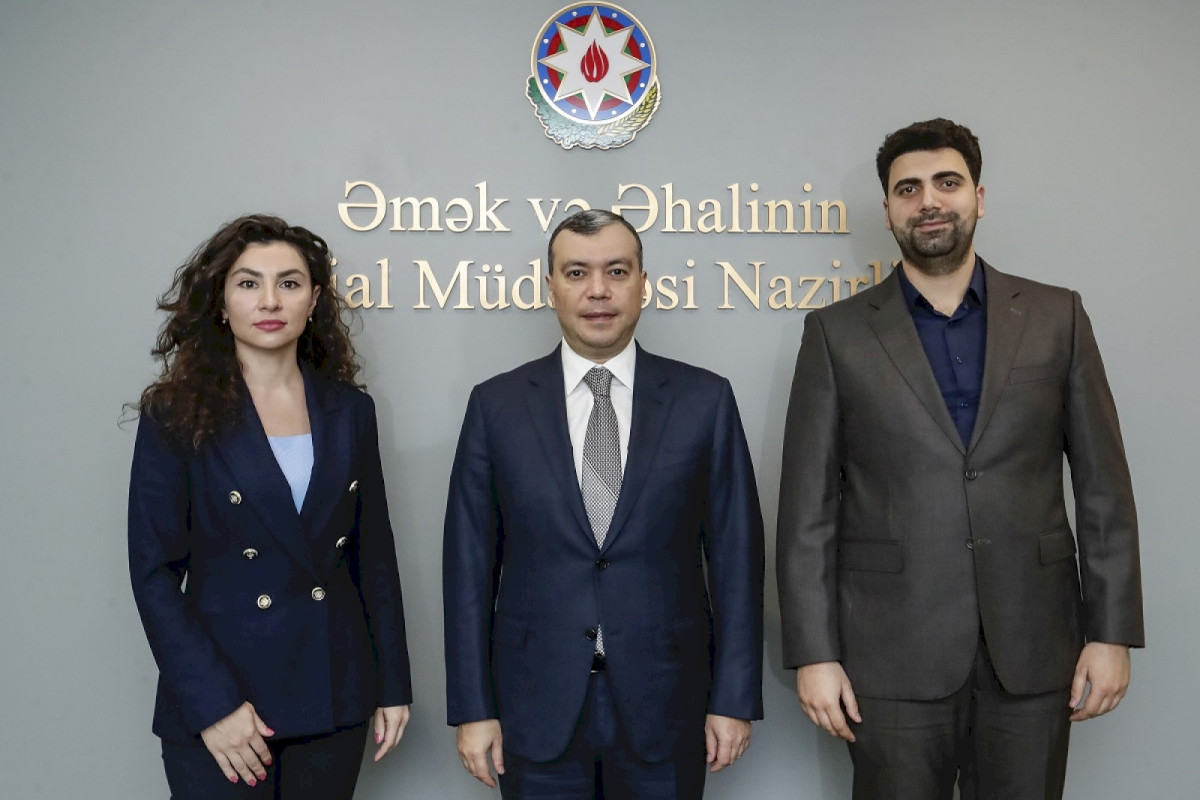 Sahil Babayev ikinci “Yüksəliş” müsabiqəsinin qalibləri ilə görüşüb