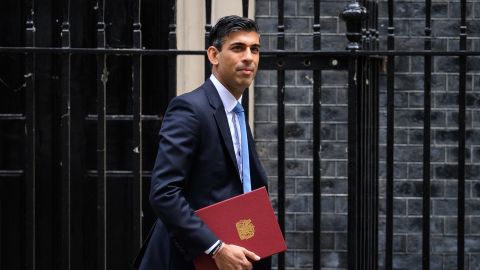 Sunak Britaniyanın Aİ ilə əlaqələrini bərpa etmək istəyir 