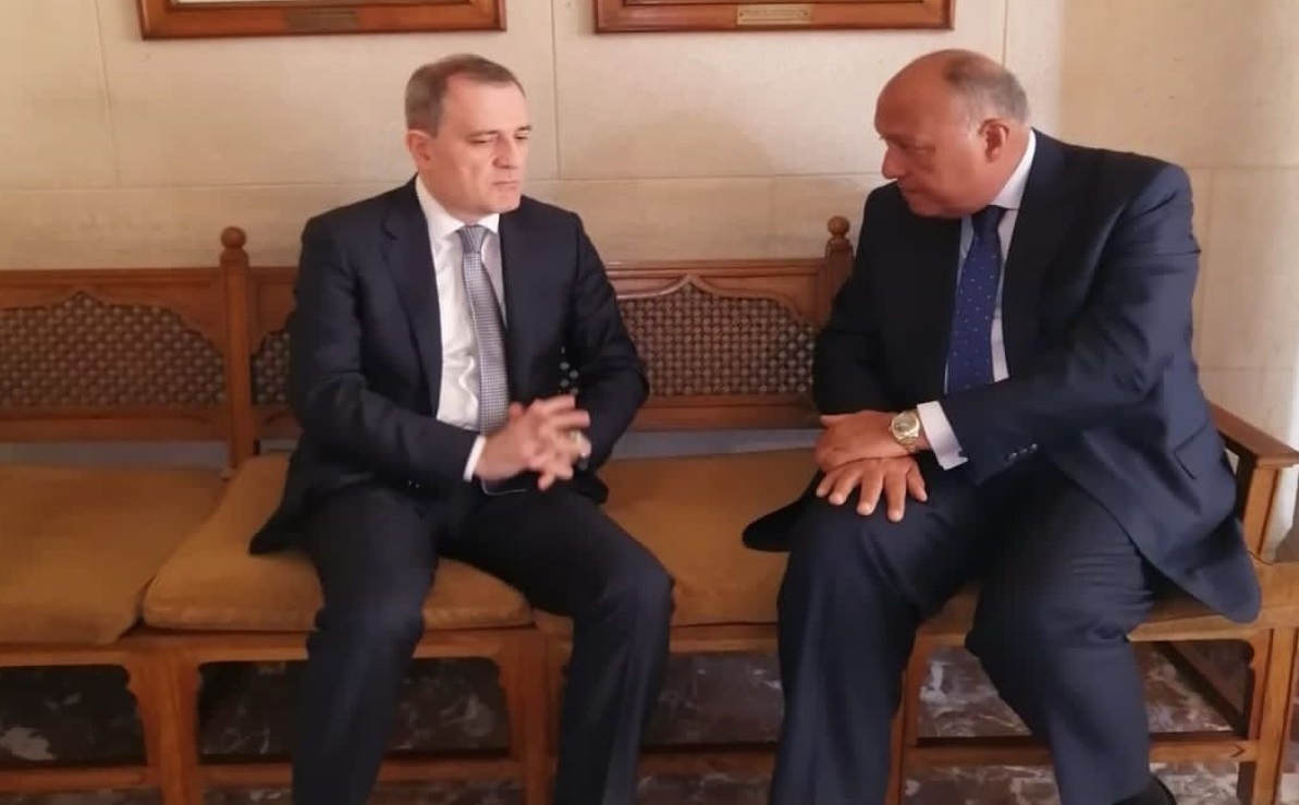 Ceyhun Bayramov Misir XİN başçısı ilə görüşdü