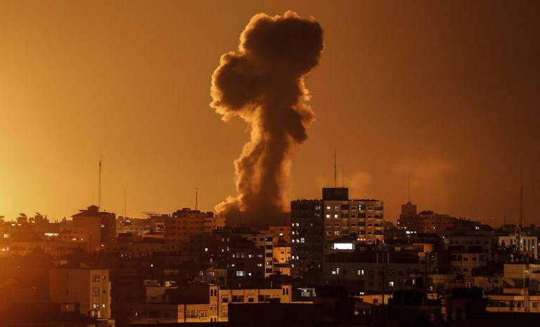 İsrail HƏMAS-ın raket zavodlarını bombaladı