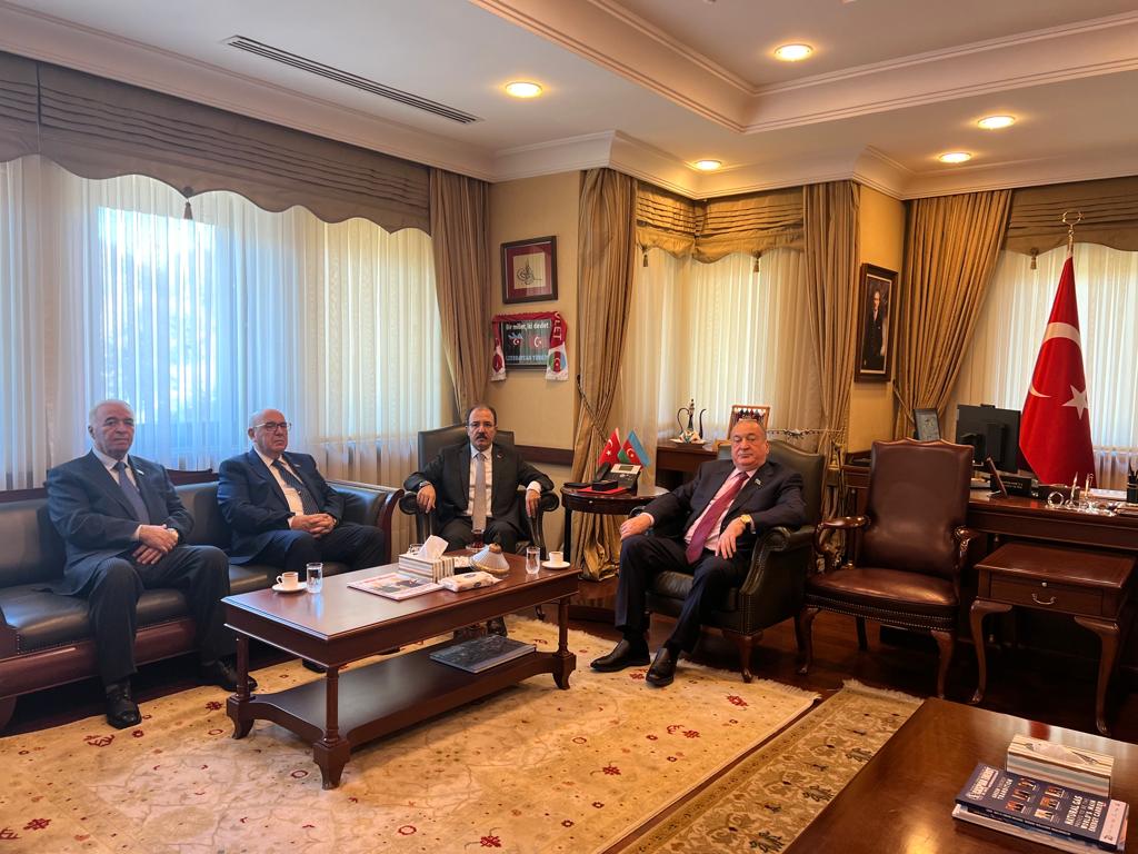 Deputatlar Türkiyə səfirliyini ziyarət ediblər