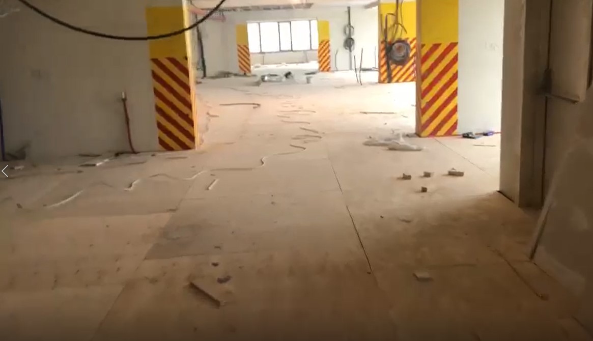 Nazirlik məhşur yaşayış kompleksində işləri DAYANDIRDI