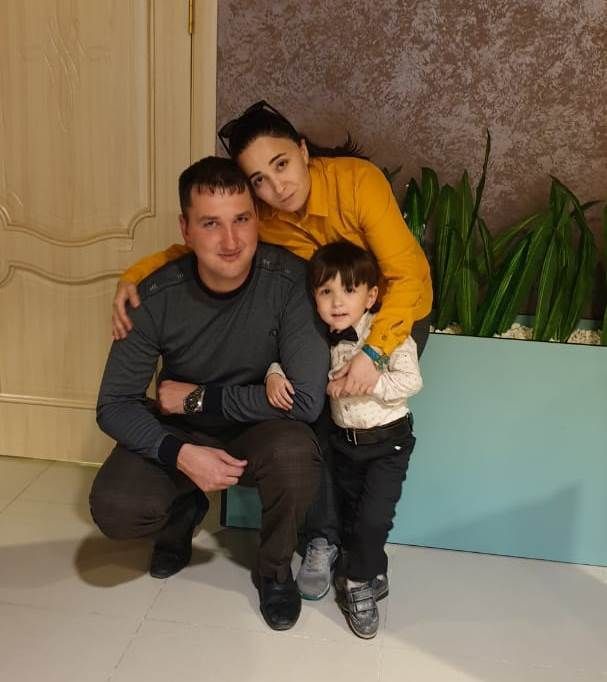 Şəhid xanımı zəlzələdən zərər çəkənlərə yardım GÖNDƏRDİ