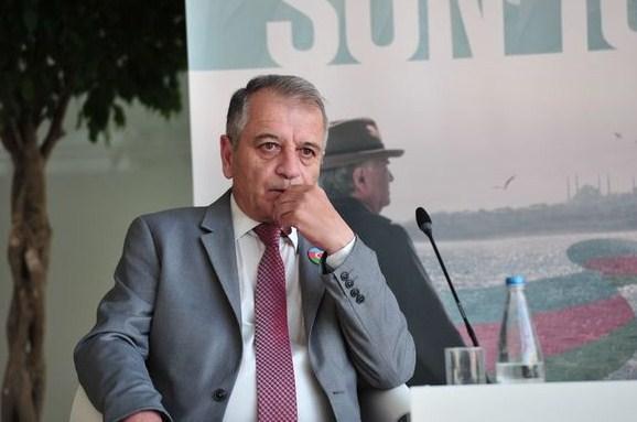 Yol qəzasında ölən müəllim tanınmış jurnalistin yaxınıdır