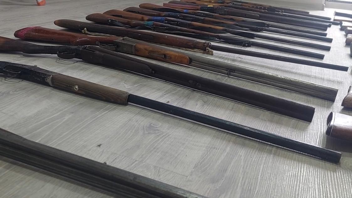 Polis qanunsuz silah saxlayanları cəzalandırdı