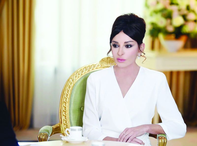 Mehriban Əliyeva atasını belə TƏBRİK ETDİ