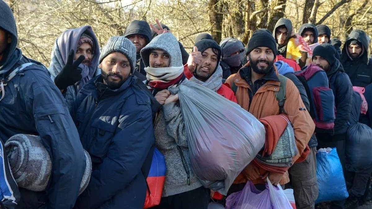 Minlərlə suriyalı Türkiyədən ölkəsinə qayıtdı