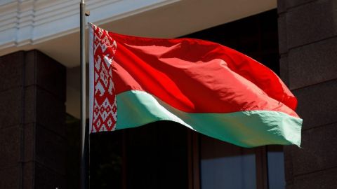 Belarus Polşa diplomatlarını ölkədən çıxarır 