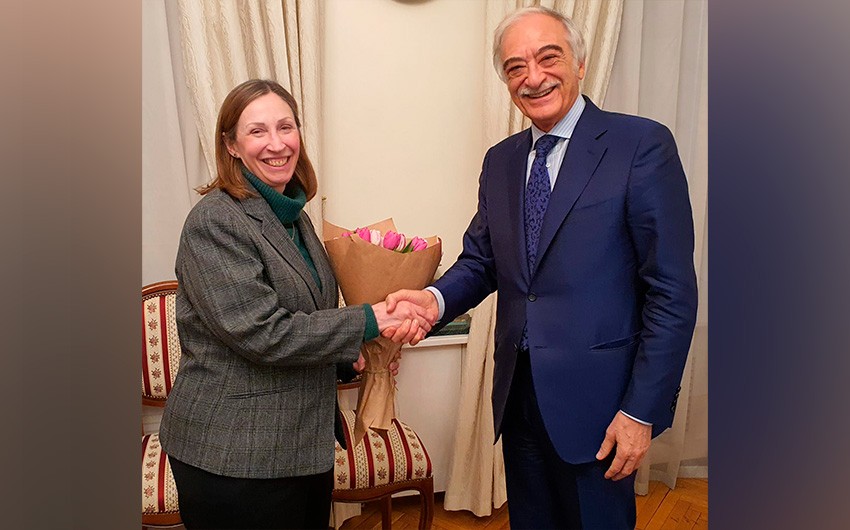 ABŞ səfiri İrandakı səfirliyimizə hücumu pislədi