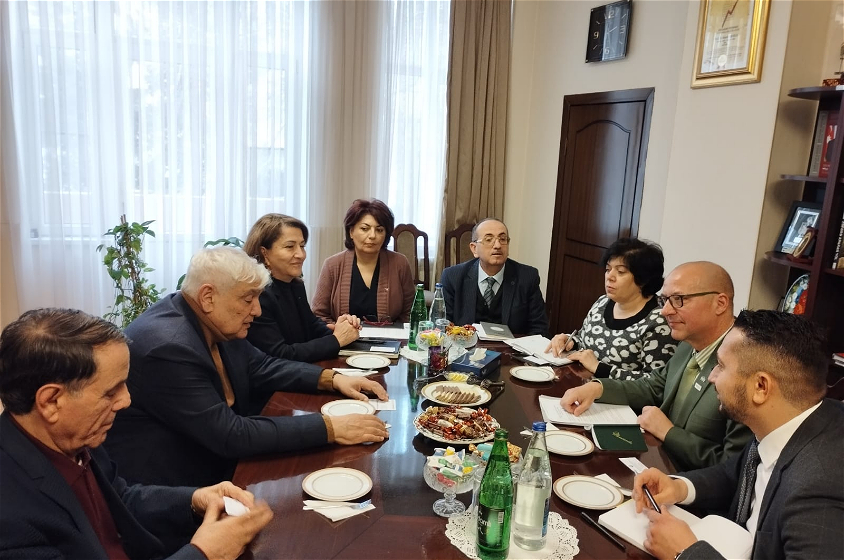 ADU və USAID arasında əməkdaşlıq müzakirə olundu - FOTO