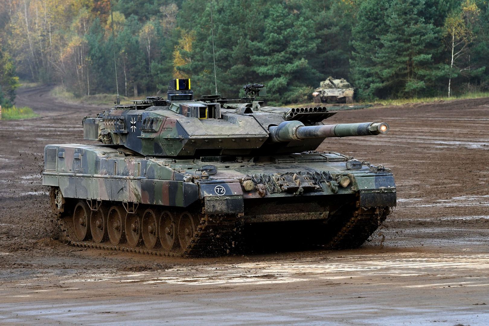 Kanada Ukraynaya “Leopard” tankları göndərir
