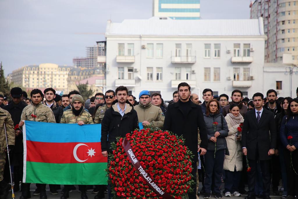 “İrəli” Xocalı soyqırımı ilə bağlı silsilə tədbirlər keçirdi - FOTOLAR