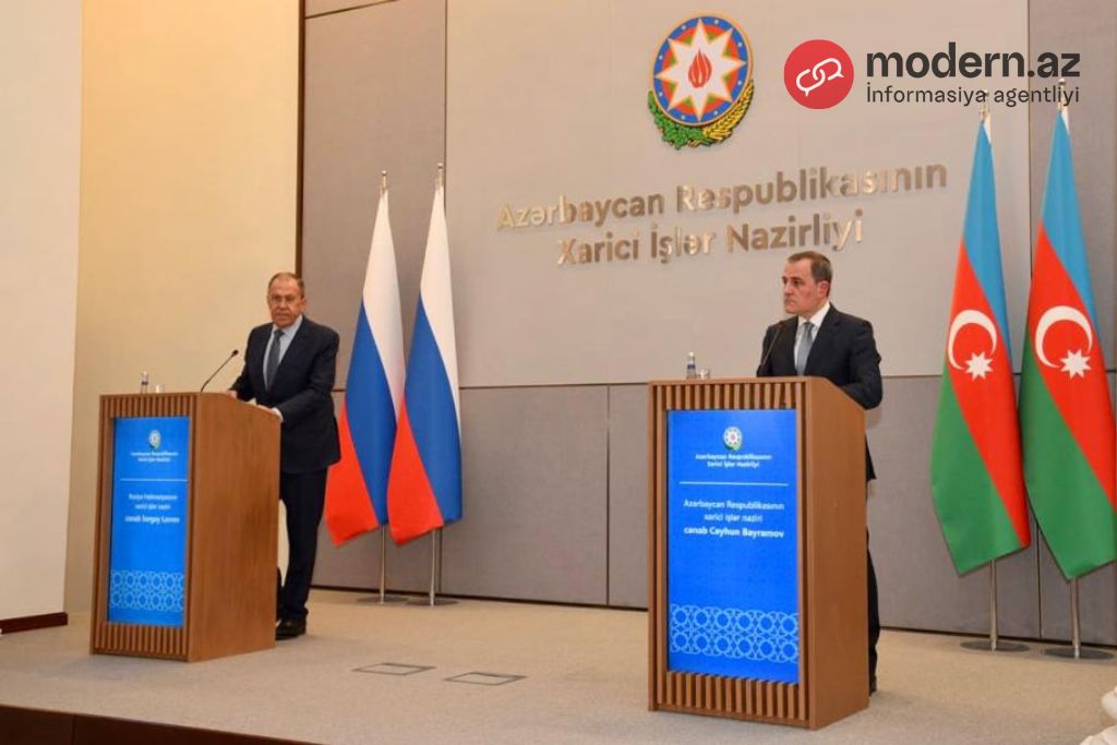 Lavrov Ceyhun Bayramovu Moskvaya dəvət etdi