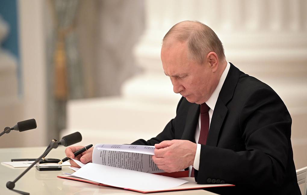 Putin nüvə sazişini ləğv edən qanunu İMZALADI
