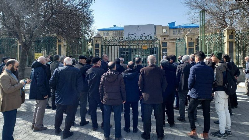 Güneyli təqaüdçülərdən ETİRAZ: “Rusiyanı burax, bizə çarə qıl!”