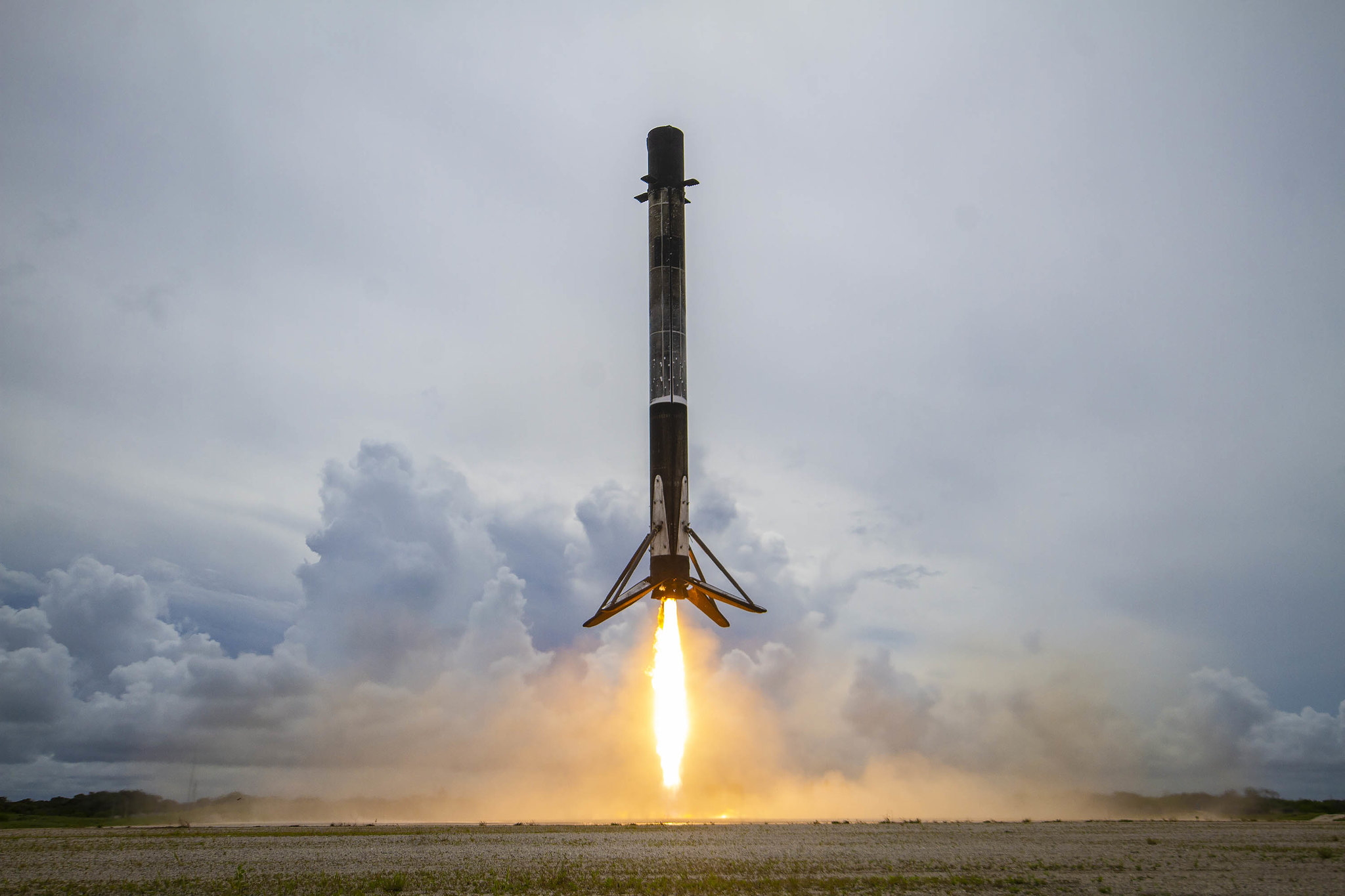 “Falcon 9” raketi fəzaya buraxıldı