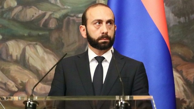 Mirzoyan Hindistana gedib