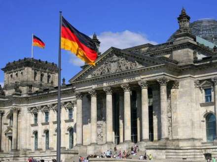 Bundestaqın deputatları Qafqaza gələcək
