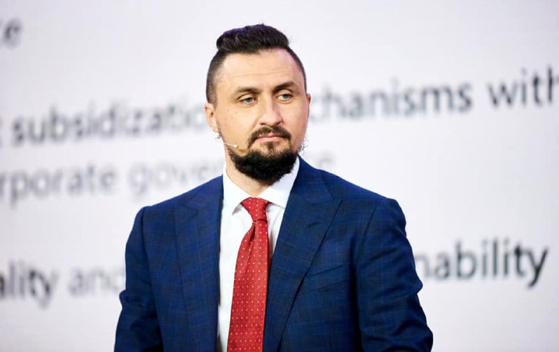 Zelenski şirkət rəhbərini özünə müşavir təyin etdi