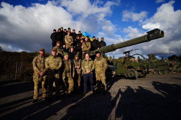 Britaniya Kiyevə vəd etdiyindən 2 dəfə çox tank verəcək
