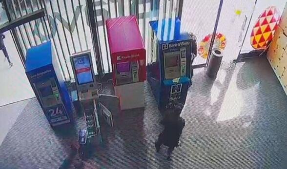 Silahlı insident olan market fəaliyyətini bərpa etdi