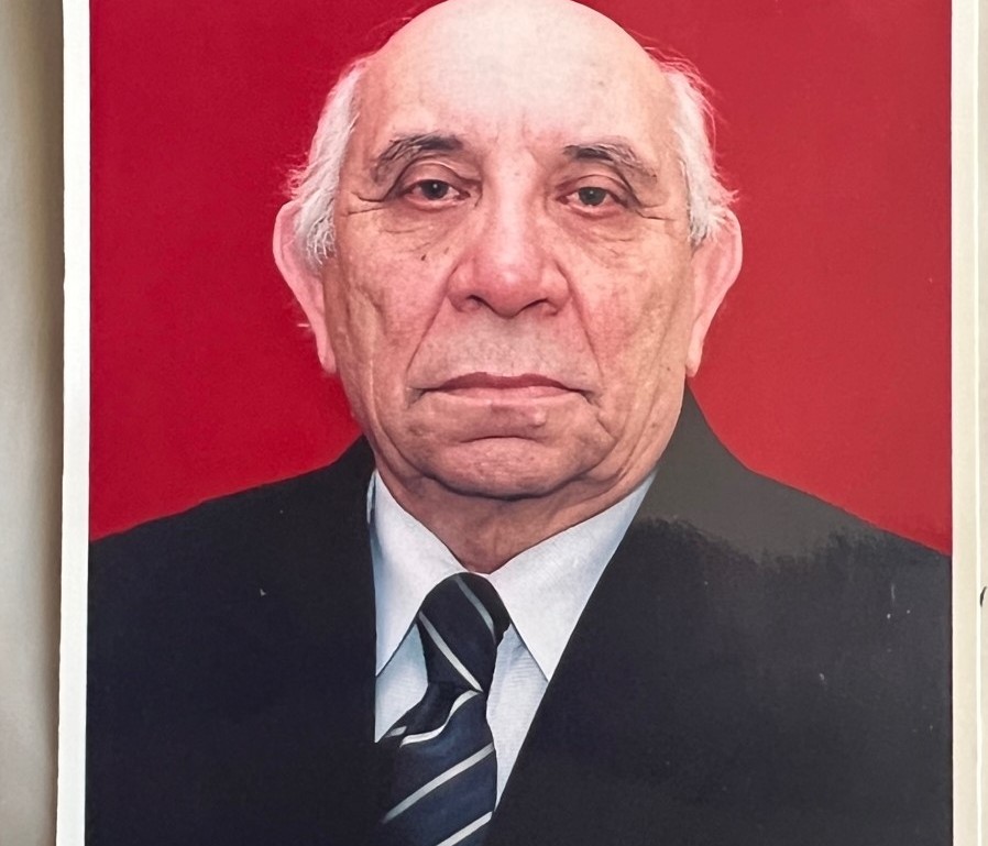 “Alim öldü, aləm öldü...”