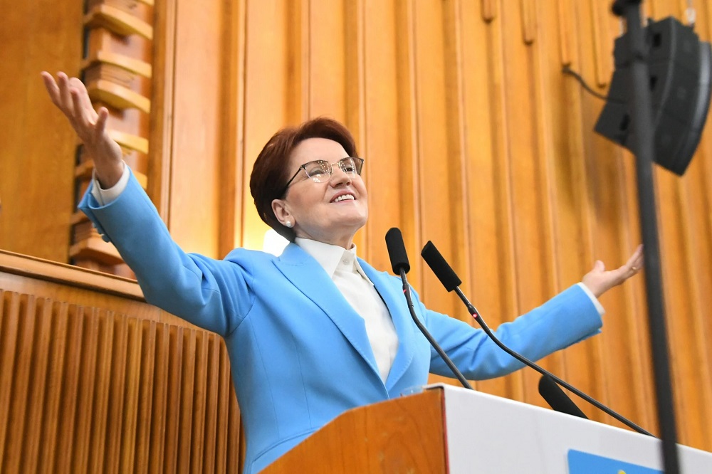 Akşener qayıtdı, Ramiz Rzayev getdi... - Modern.az-ın icmalı